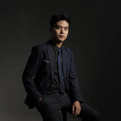 CEO 12BET - Đinh Mười Hai